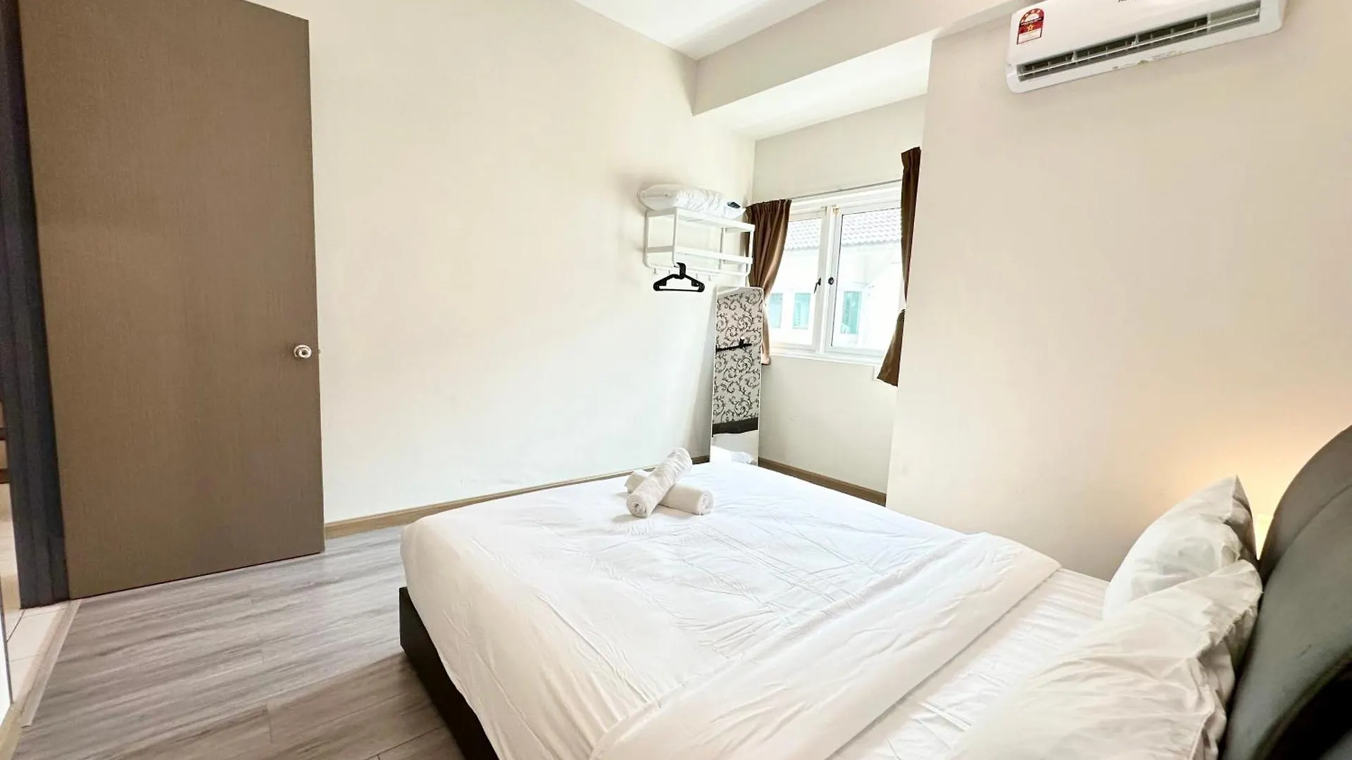 Nautilus Home At Karpal Singh For 14 Pax George Town Malaysia