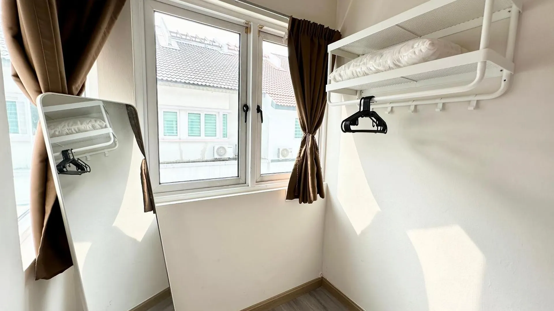 Nautilus Home At Karpal Singh For 14 Pax George Town